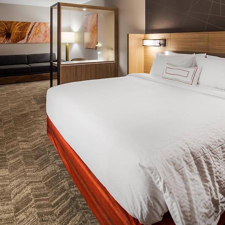Springhill Suites By Marriott צ'יימברסבורג מראה חיצוני תמונה